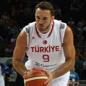 12 Dev Adam Yunanistan'a gitti