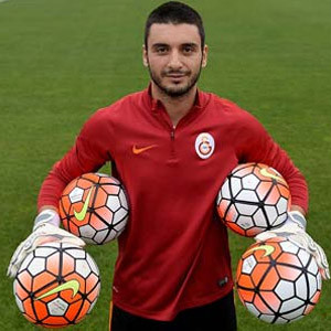 Cenk'ten Muslera açıklaması