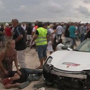 750 bin poundluk Porsche ile 26 kişiyi yaraladı