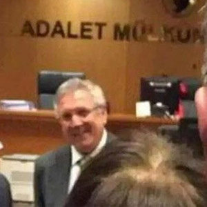 Aziz Yıldırım'ın mahkeme fotoğrafı rekor kırdı