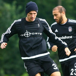 Mario Gomez'den Beşiktaş taraftarına müjde