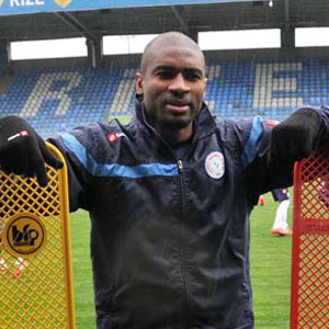 Kweuke: ''Hedefim Gomez'i geçmek''