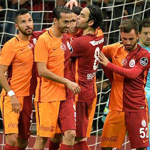 Galatasaray'ın parçalı şortu olay oldu !
