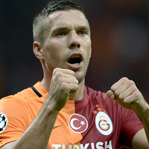 Lukas Podolski'ye sürpriz talip