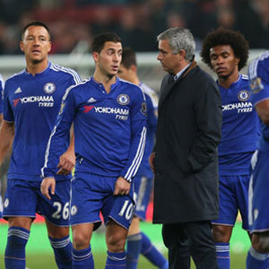 Chelsea ve Arsenal'e büyük şok !