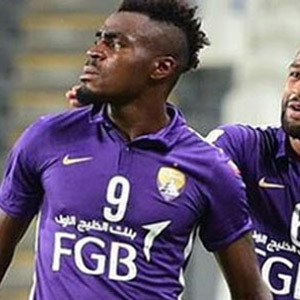 Emenike'yi yuhalayıp, sonra 'pardon' dediler