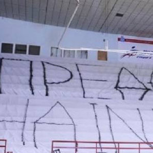 Ruslardan Beşiktaş maçında şok pankart !