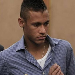 Neymar suçlamaları reddetti !