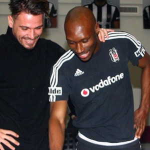 Atiba’ya doğum günü sürprizi