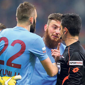 Aykut Demir'e 10 maça kadar ceza yolda