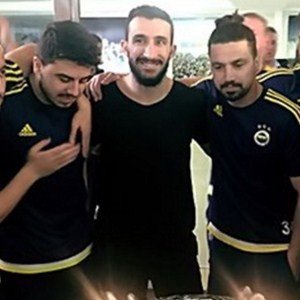 Mehmet Topal'a doğum günü sürprizi