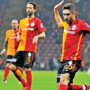 Galatasaray'dan tarihi karar !