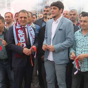 Salih'in caddesine kimse gitmedi