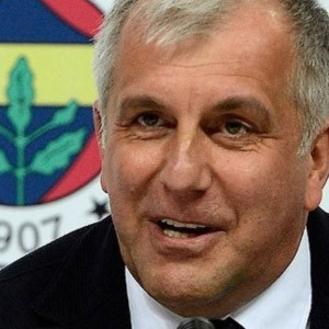 ''Başımda büyük ağrılar oluyor''