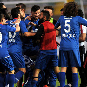 Karabükspor Süper Lig’e yükseldi !