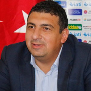 Ali Şafak Öztürk başkanlığa aday oldu
