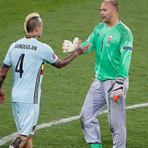 Kiraly sosyal medyayı salladı !