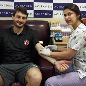 12 Dev Adam kontrolden geçti