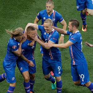 İzlanda, İngiltere'yi eledi !