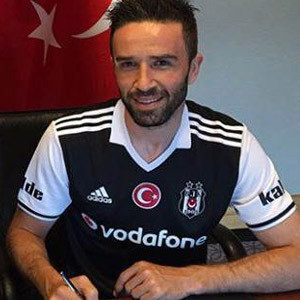 Gökhan Gönül'den Fenerbahçe'ye veda