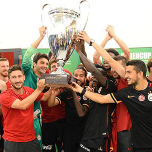 Galatasaray kupayla başladı !