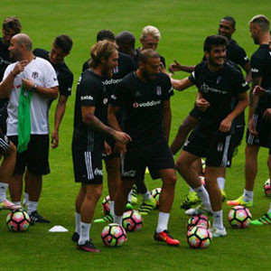 Beşiktaş'ta Gökhan Gönül sevinci