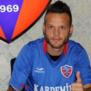 Karabük Lazarevic ile sözleşme imzaladı