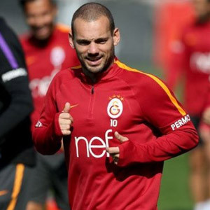 Sneijder, Adanaspor maçında yok !