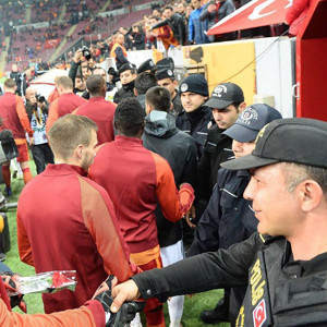 Arena'da duygu dolu anlar