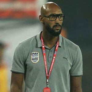 Anelka göreve geldi, Yahudiler ayağa kalktı