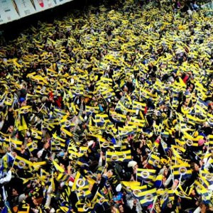 Kadıköy'de 'Ali Koç' sesleri