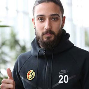 Tarık Çamdal'ın hesabı ele geçirildi