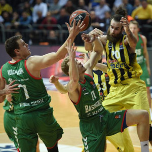 Fenerbahçe evinde yıkıldı