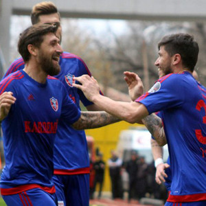 Karabükspor Adanaspor'u ateşe attı !