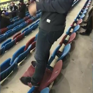 Koltuklara basan taraftara koltuk silme cezası
