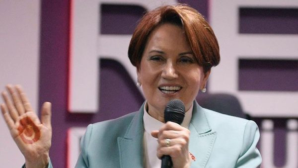 Meral Akşener'den sosyal medyayı karıştıran tweet