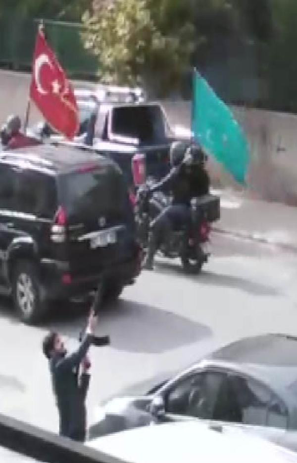 Sokak ortasında inanılmaz görüntüler ! 4 kişi yakalandı