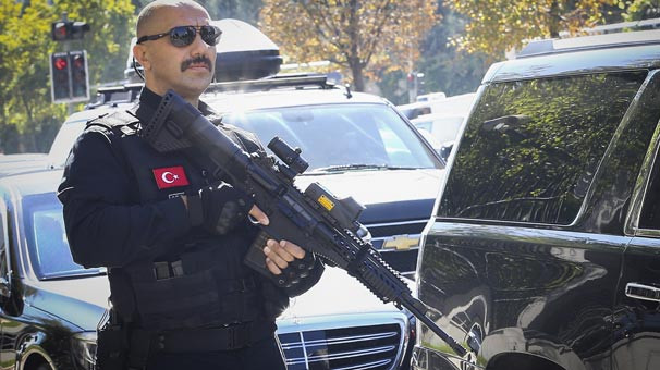 Erdoğan'ın koruma ekibine MPT-76 dağıtıldı