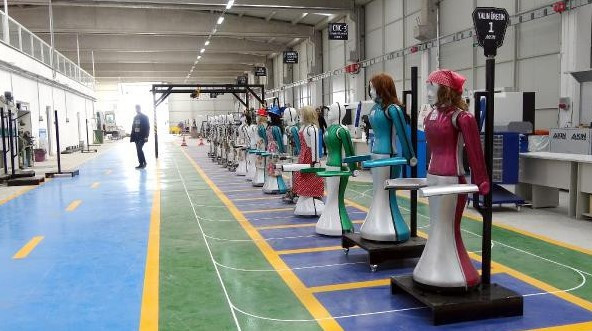 Türkiye’nin ilk insansı robot fabrikası üretimine başladı