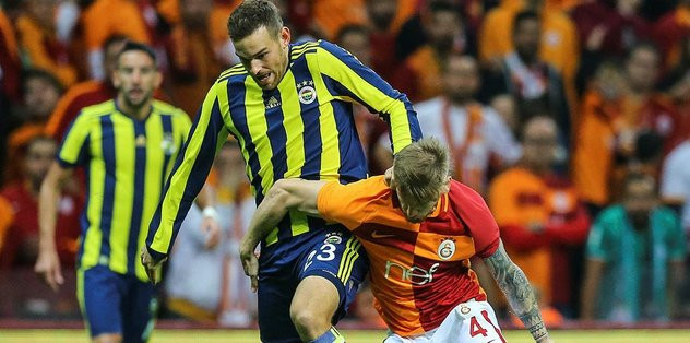 Cüneyt Çakır golü iptal etti !