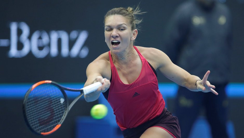 Teniste bir numara Halep !