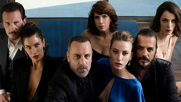 Serenay Sarıkaya'nın Fİ'den kazancı dudak uçuklattı