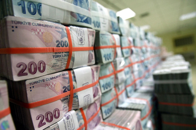 Kayyum atanan şirketler para basıyor
