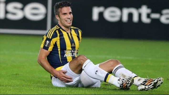 Fenerbahçe'de Van Persie şoku !
