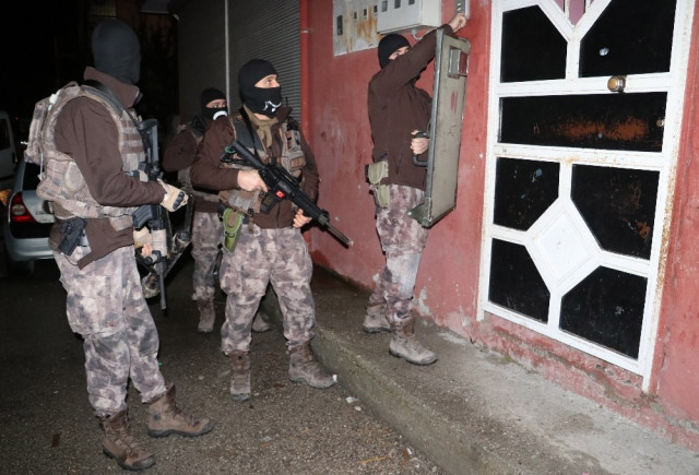 Adana'nın uyuşturucu baronu uykuda yakalandı - Resim: 3