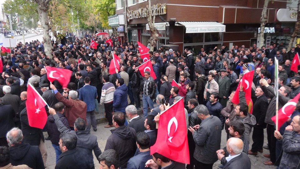 Tütün eyleminde ortalık karıştı