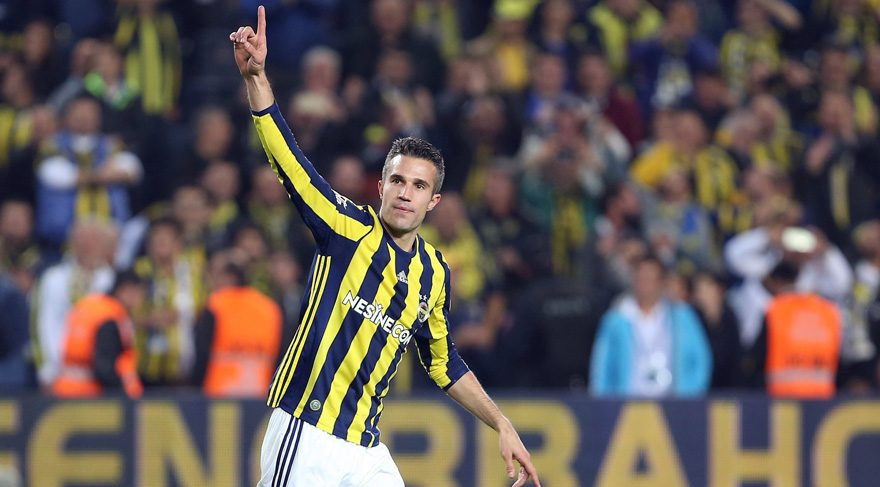 Fenerbahçe'de gözler Van Persie'de !