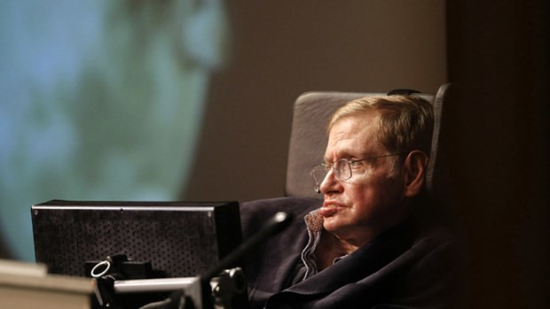 Hawking'ten felaket senaryosu: Dünya alev topuna dönüşecek
