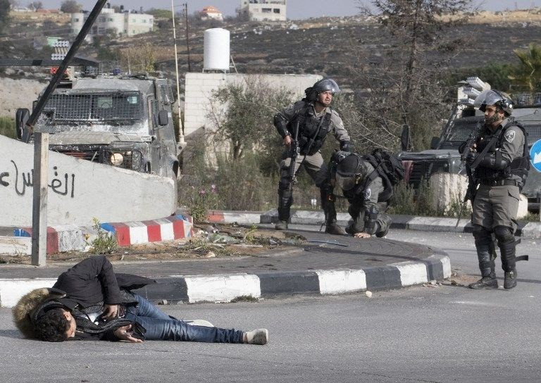 İsrail askeri canlı yayında Filistinli genci vurdu