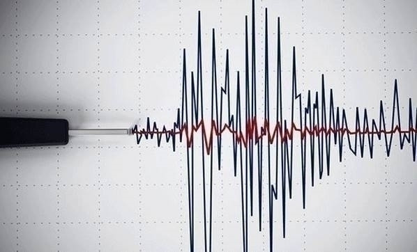 Çanakkale sallandı ! Ege Denizi'nde korkutan deprem